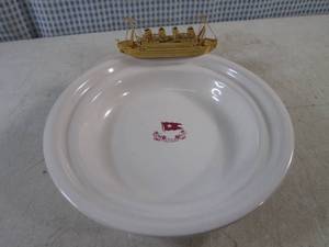 lot 277 image: (FS) Vintage 1998 RMS Titanic Artifact Collection 9 12 Bowl White Star Line Authentic Reproduction and Small Gold Color Metal Titanic