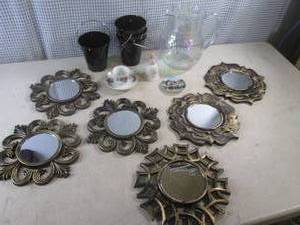 lot 287 image: (D-2) Wall Decor Mirrors and Other Misc