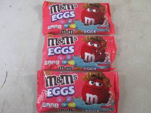 lot 354 image: (B-2) 3 Bags Peanut Butter M&ampMs Eggs 9.2oz Past Date