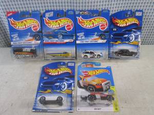 lot 407 image: (BSB) Assorted Hot Wheels In Packaging