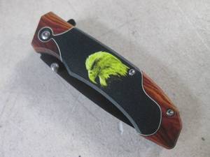 lot 439 image: (CNTR) EagleWoodgrain Design Spring Assist Knife with Belt Clip - 7 Open  4 Closed - New In Box