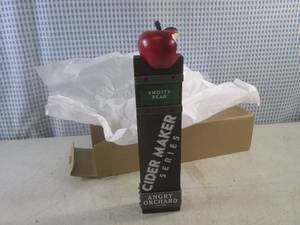 lot 457 image: (BS) Angry Orchard Cider Maker Series with The Old Fashioned and Knotty Pear Inserts 11 New