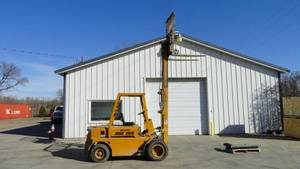White MY60 Forklift