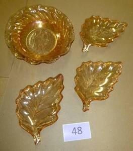 4 pieces of vintage gold iridescent glassware