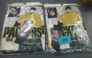 2 new Green Bay Packers Ponchos