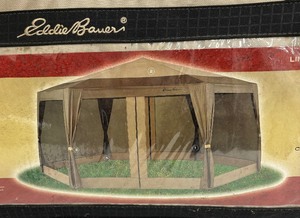 lot 297 image: Eddie Bauer Screen House with Weather Ban System
