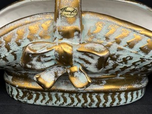 lot 94 image: Vintage Stagne Antique Gold Pottery Basket