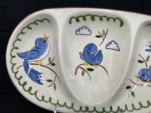 lot 98 image: Vintage Spangle Pottery Tri-Divided Dish