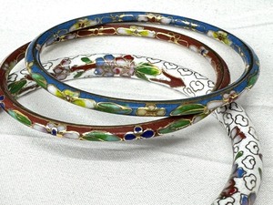 lot 357 image: Three Vintage Cloisonn Bangle Bracelets