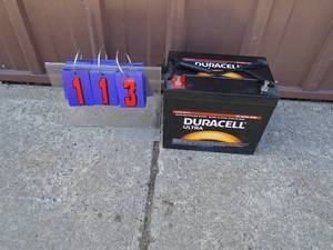 12 volt Duracell ultra deep cycle battery. Showing 12.6 volt. Nice condition. As shown.