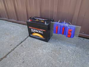 12 volt Duracell ultra deep cycle battery. Showing 12.6 volt. Nice condition. Except lower voltage. As shown.