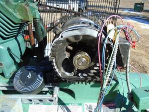 Speed-Aire 120 gal 15 hp 3 ph air compressor. Taken out of service. Motor damaged in shipping. Includes replacement motor. Have forklift to load. As shown. THIS ITEM HAS A RESERVE.