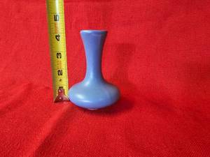 Cute Redwing Pottery Bud Vase