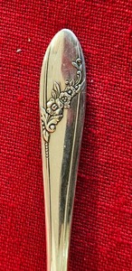 Tudor Plate Oneida Queen Bess II Pattern Flatware Service