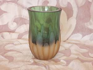 Pretty Villeroy & Boch Art Glass Vase
