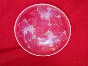 Sabino Paris Blackberry Opalescent Plate