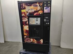 lot 6 image: Automatic Products Model 223 TG Caf...