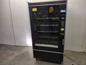 lot 5 image: Crane Model 167D Commercial Vending Machine