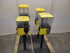 lot 34 image: (4) U Turn 25 Cent Bulk Vending Machines