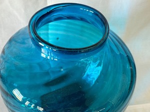 Vintage Hand Blown Art Glass Aqua Blue Vase