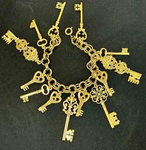 Whimsical Vintage Skeleton Key Charm Bracelet