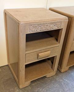 Pair of 1940s Vintage Bucks Country Oak Nightstands