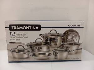 lot 7 image: NEW TRAMONTINA GOURMET 12 PIECE STAINLESS STEEL COOKING SET