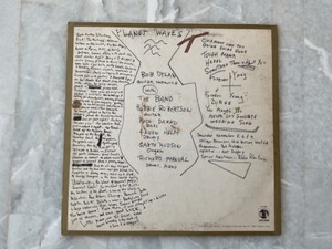 lot 59 image: VINTAGE Bob Dylan-Planet Waves Asylum.