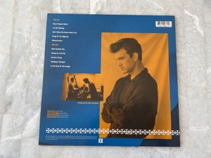 lot 240 image: Chris Isaak Heart Shaped World LP Original Vinyl 1989 Germany Import Reprise.