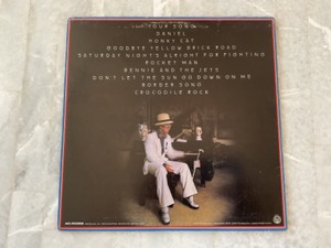 lot 250 image: Elton John Greatest Hits LP Vinyl Record Album.