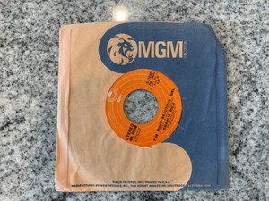 lot 292 image: Charlie Rich  I FEEL LIKE GOIN HOME Vinyl LP Record Album.