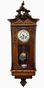 lot 4 image: 41 Elegant Antique 19th Century European Venetian Hand Crafted Walnut Spring Driven Regulator Clock