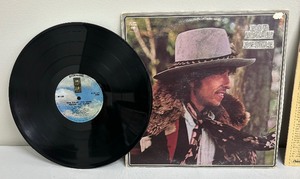Vinyl Record Albums by Bob Dylan and McGuinn, Clark & Hillman