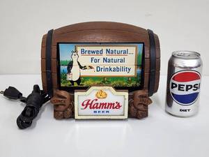 lot 13 image: Vintage Hamms Bar Light with Rotating Background Scene Display