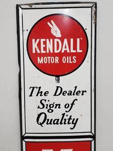 lot 52 image: Vintage One Sided Kendall Motor Oils Metal Sign