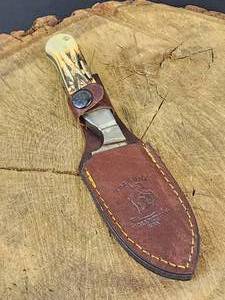 lot 76 image: Small Hand Made Hunting Knife with Sheath