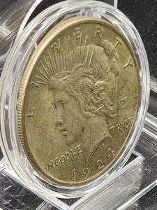 lot 129 image: U.S. 1924 Silver Peace Dollar Coin