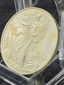 lot 142 image: Uncirculated 1996 American Eagle 1 oz. Fine Silver Dollar