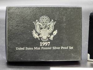 lot 167 image: 1997 United States Mint Premier Silver Proof Coin Set