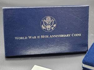 lot 169 image: U.S. Mint 1991-1995 World War II 50th Anniversary Commemorative Coin Set