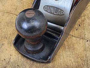 lot 272 image: Vintage Dunlap Woodworking Planer