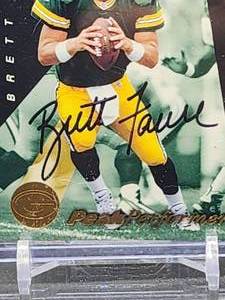 lot 191 image: 1997 Pinnacle Football Card #138 Autographed by Brett Favre
