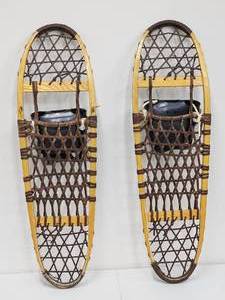 lot 273 image: Vintage Vermont Tubbs Wooden Snow Shoes
