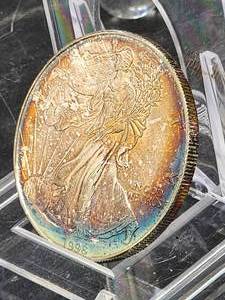 lot 239 image: 1998 Silver American Eagle Dollar Coin