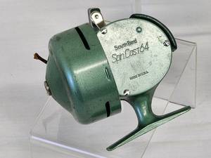 lot 263 image: (2) Vintage Fishing Reels and (1) Vintage Metal Bait Box