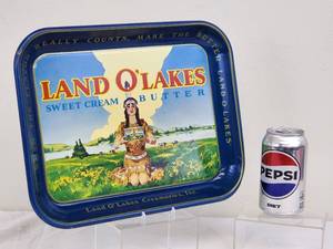 lot 228 image: Iconic Land O Lakes Sweet Butter Tray