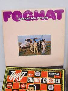 lot 45 image: (5) Vintage Original Vinyl Albums