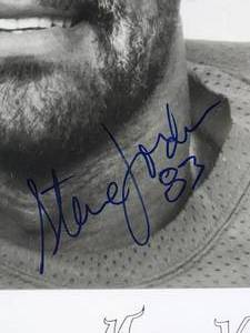 lot 340 image: Autographed Official Team Photo by Minnesota Player Steve Jordan