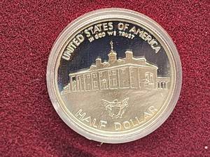 lot 345 image: U.S. Mint Commemorative Silver Half Dollar