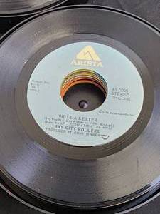 lot 392 image: (12) Plastic Film Case Filled with over 100 Vintage 7 45 RPM Vinyl Records